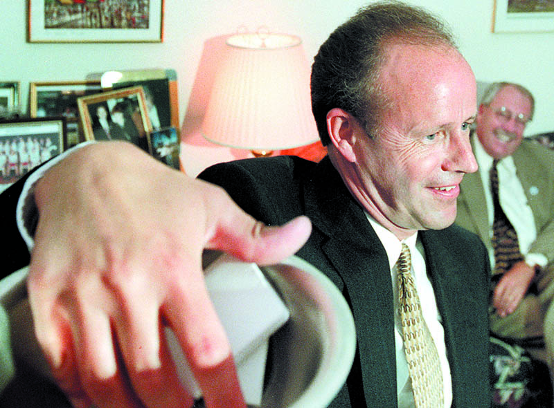 Fairfield native, ‘public servant’ dies