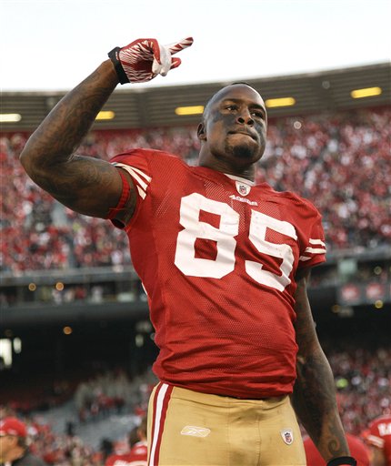 San Francisco 49ers tight end Vernon Davis (85) celebrates after an NFL divisional playoff football game against the New Orleans Saints on Saturday in San Francisco. The 49ers won 36-32. Playoff Playoffs