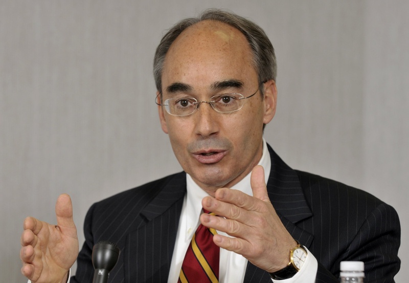 Constitutional questions focus on state treasurer Bruce Poliquin’s business dealings