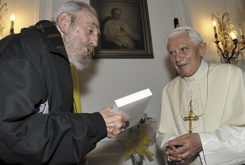 TITANS COLLIDE: Pope Benedict XVI meets with Cuba's Fidel Castro in Havana, Cuba, on Wednesday.