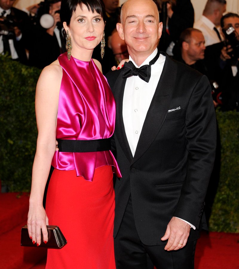 Jeff Bezos, Mackenzie Bezos