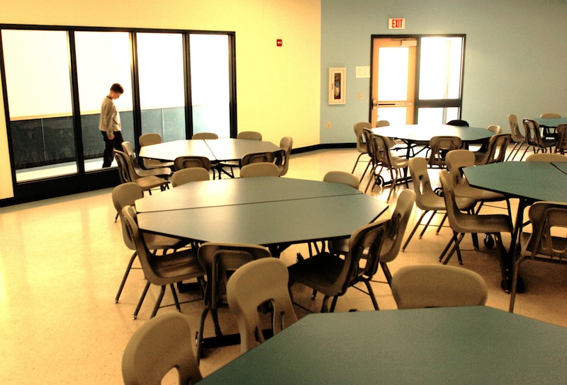 This May 2004 file photo shows the cafeteria at Congin Elementary School in Westbrook. Almost 20 percent of K-12 students in Westbrook are struggling with the issues of poverty – hunger, fatigue, health problems, the threat of homelessness and inadequate income. And about one in five students in many schools in Maine are living in poverty, according to statistics released Wednesday by the U.S. Census Bureau. Doug Jones