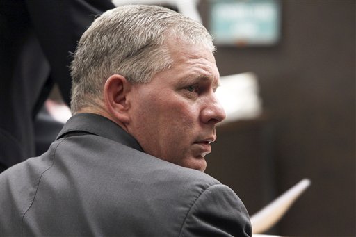 Former New York Mets outfielder Lenny Dykstra is seen during his sentencing for grand theft auto in Los Angeles in this March 5, 2012, photo.