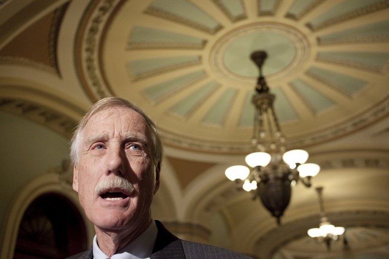 Sen.-elect Angus King, shown announcing that he will caucus with the Democrats, says he has been warmly received by colleagues from both major parties.
