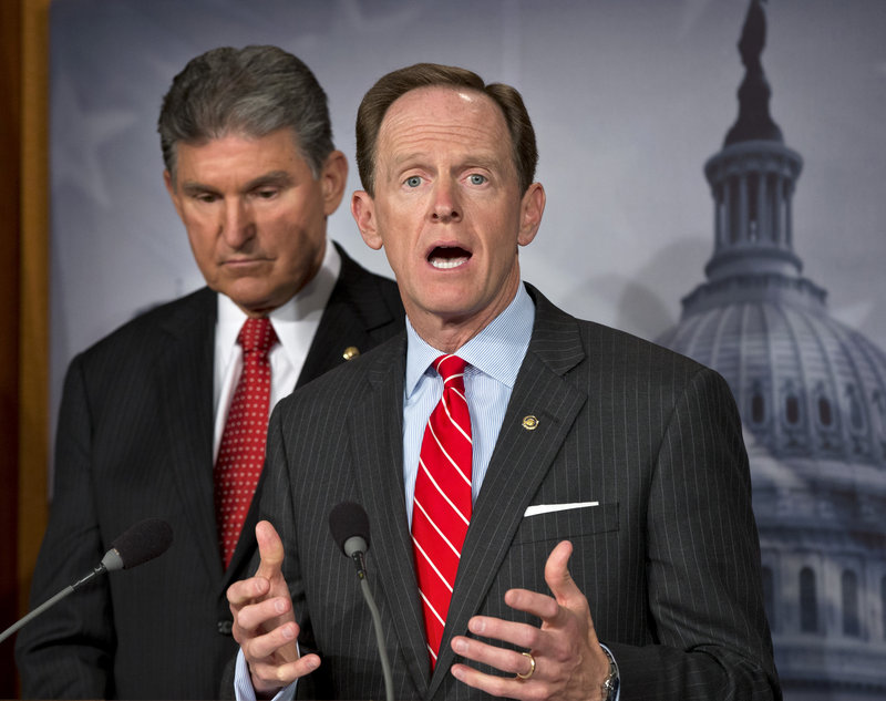 Pat Toomey, Joe Manchin