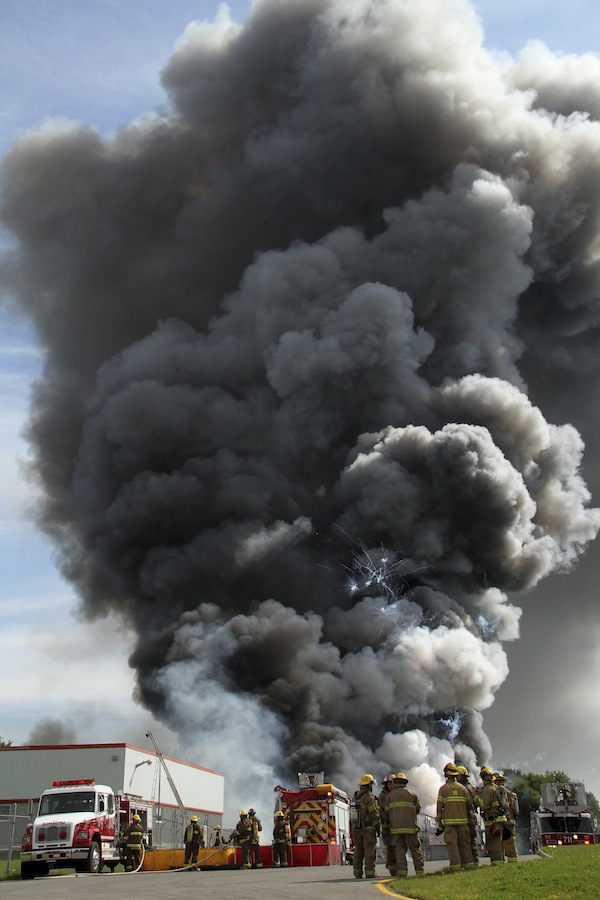 Big explosion at Quebec fireworks factory kills 2