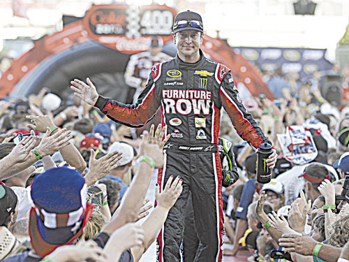 MOVING UP: Kurt Busch has three straight top-six finishes and five top 10s in his last seven races.