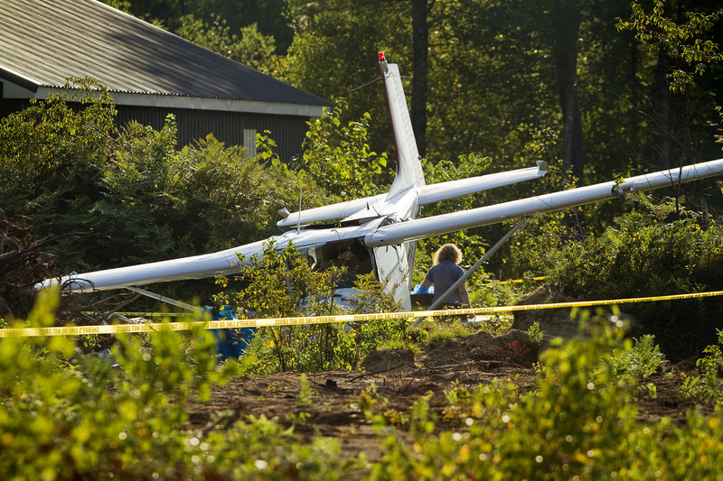 Pilot dies in Limington airport plane crash