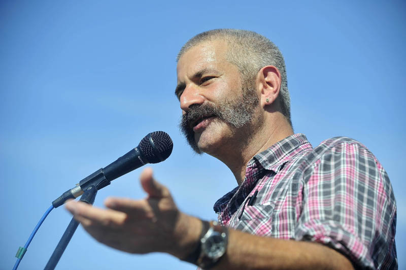 Sandor Katz, author of "Wild Fermentation: The Flavor, Nutrition and Craft of Live Culture Food," speaks during the keynote address at the Common Ground County Fair in Unity today.