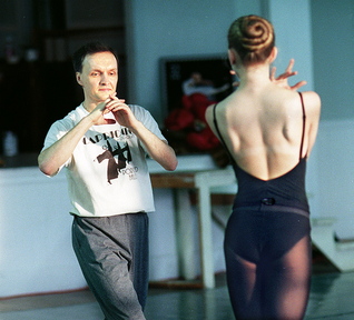 JUST SO: Andrei Bossov during rehearsal at the Maine Central Institute in Pittsfield in 1999.