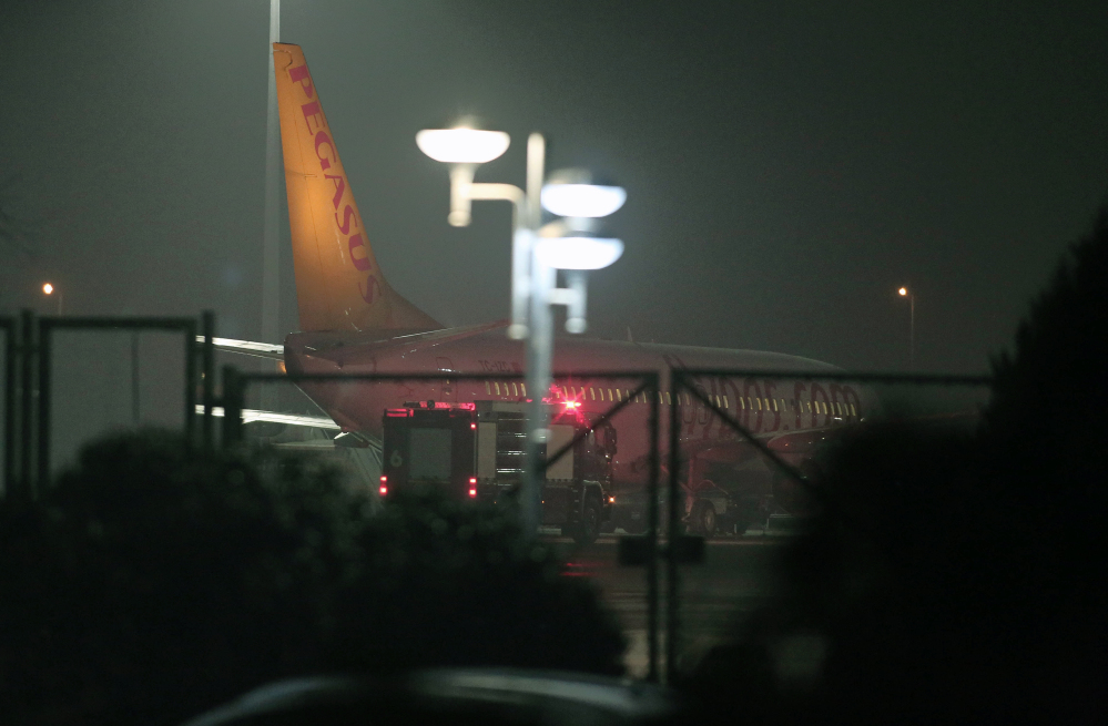 A Pegasus Airlines passenger plane landed safety at the Sabiha Gokcen Airport in Istanbul, Turkey, on Friday after a Ukrainian passenger on board the Istanbul-bound flight claimed there was a bomb on board and tried to hijack the plane to Sochi, Russia, where the winter Olympics are kicking off, an official said.