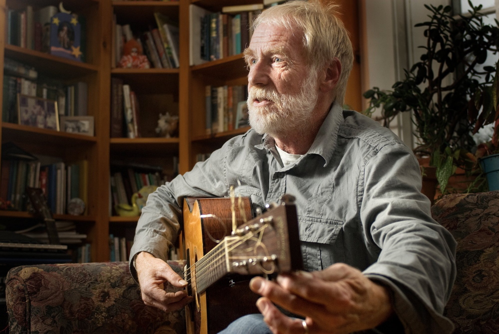 Singer/songwriter David Mallett will receive an honorary Doctor of Humane Letters degree from the University of Maine.