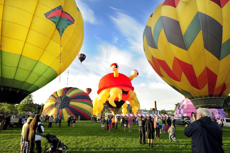 Photos Maine balloon festival colors the sky