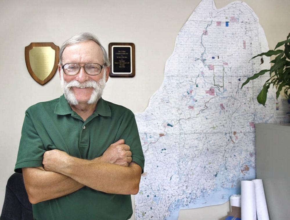 Oakland Town Manager Peter Nielsen plans to retire effective Oct. 3 and says his retirement job will be driving a school bus in his native town, Winthrop.