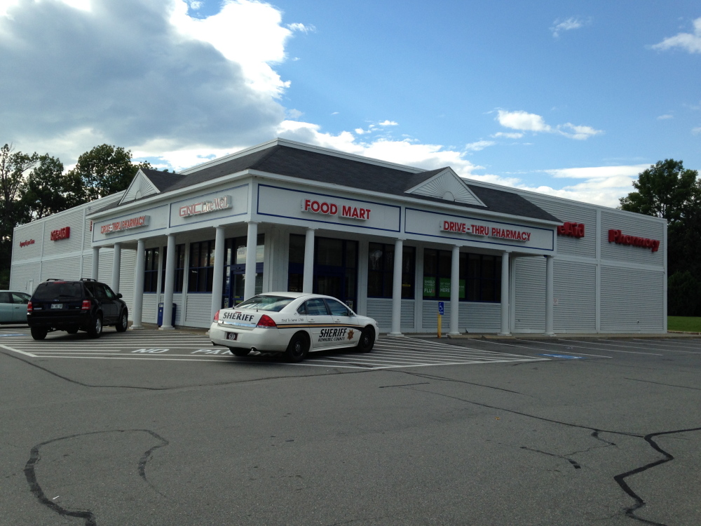 Kennebec County Sheriff’s deputies responded to a robbery at the Manchester Rite Aid around 3:15 this afternoon. A woman dressed in men’s clothes held up the pharmacy for prescription drugs and fled on foot. A K9 unit was brought in to track the path of the robber’s flight.