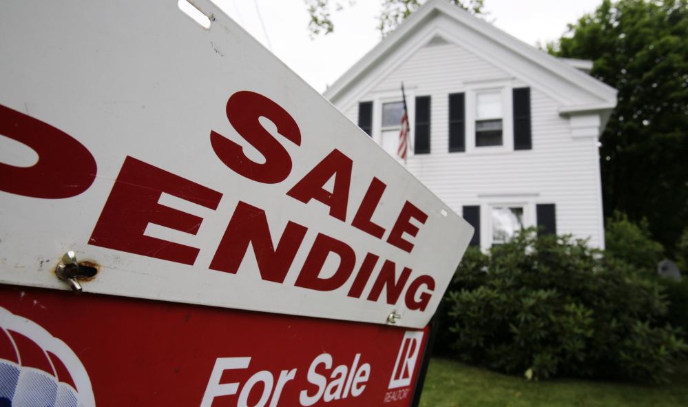 The median home sales price slipped by 2.2 percent in Maine in August to $178,000.