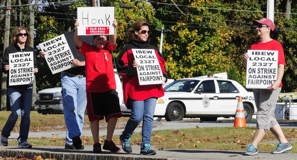 GALLERY FairPoint workers on strike in Augusta, Waterville Kennebec