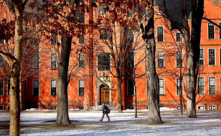 Bowdoin College (6) leads Colby College (12), Bates College (27) and College of the Atlantic (83) of Maine's top-ranked liberal arts colleges. 