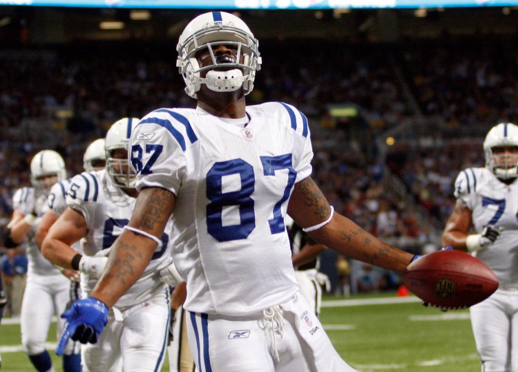 Former Indianapolis Colts wide receiver Reggie Wayne has reportedly agreed to a one-year contract with the New England Patriots. The Associated Press