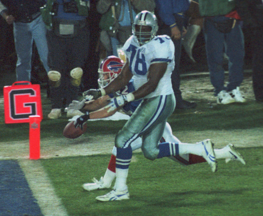 Leon Lett’s touchdown celebration for Dallas in the 1993 Super Bowl became a fumble against the Bills. Not the only Lett oops moment.