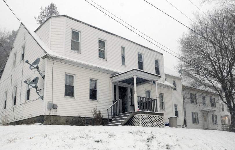 A fire at 37 Winter St. in Gardiner displaced 11 people and the United Way of Kennebec Valley is now raising money to help them.