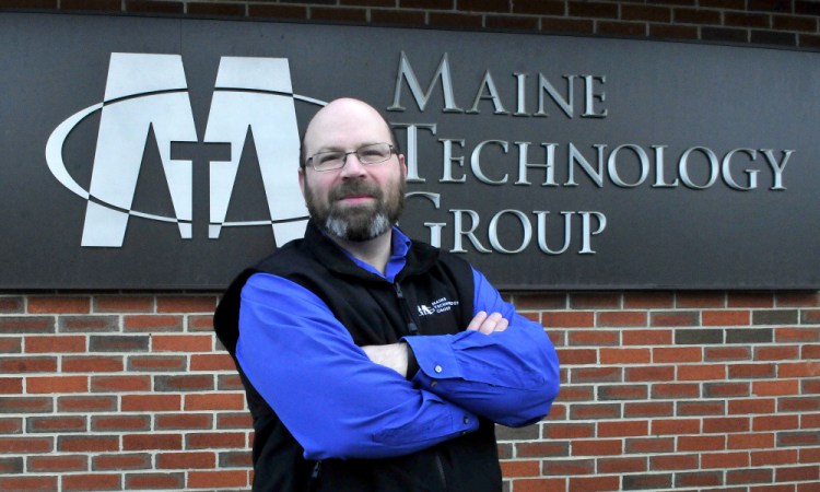 Seth Rogers of Maine Technology Group received the Customer Service Stardom Award from the Mid-Maine Chamber of Commerce.
