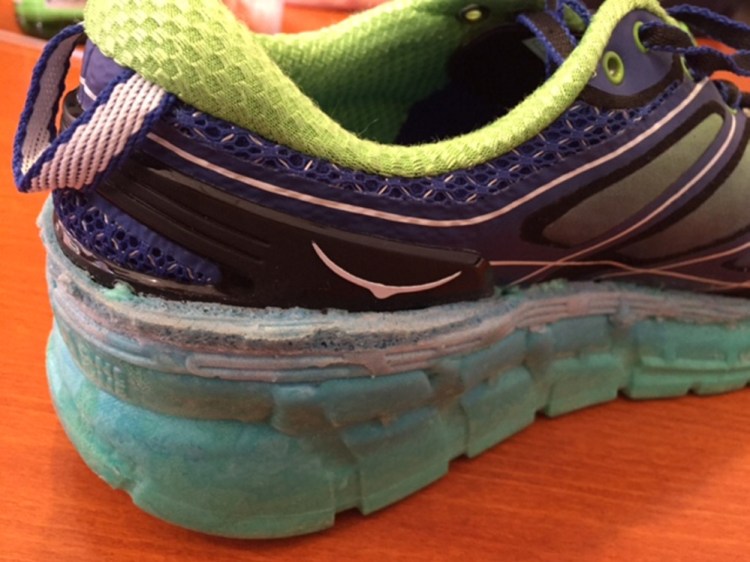 When building a running shoe, Cobbler Technologies' printer can apply layers of different materials without stopping.