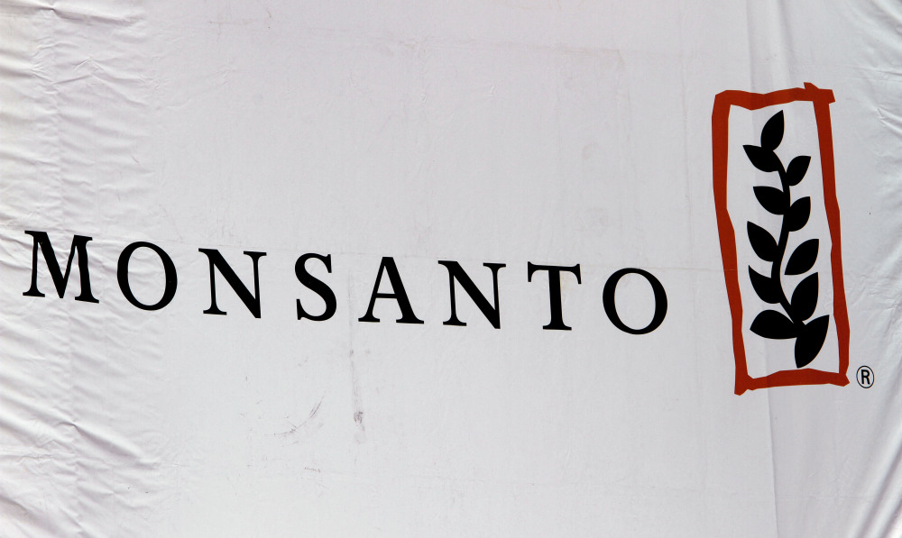 Monsanto has rejected a purchase bid by Bayer.