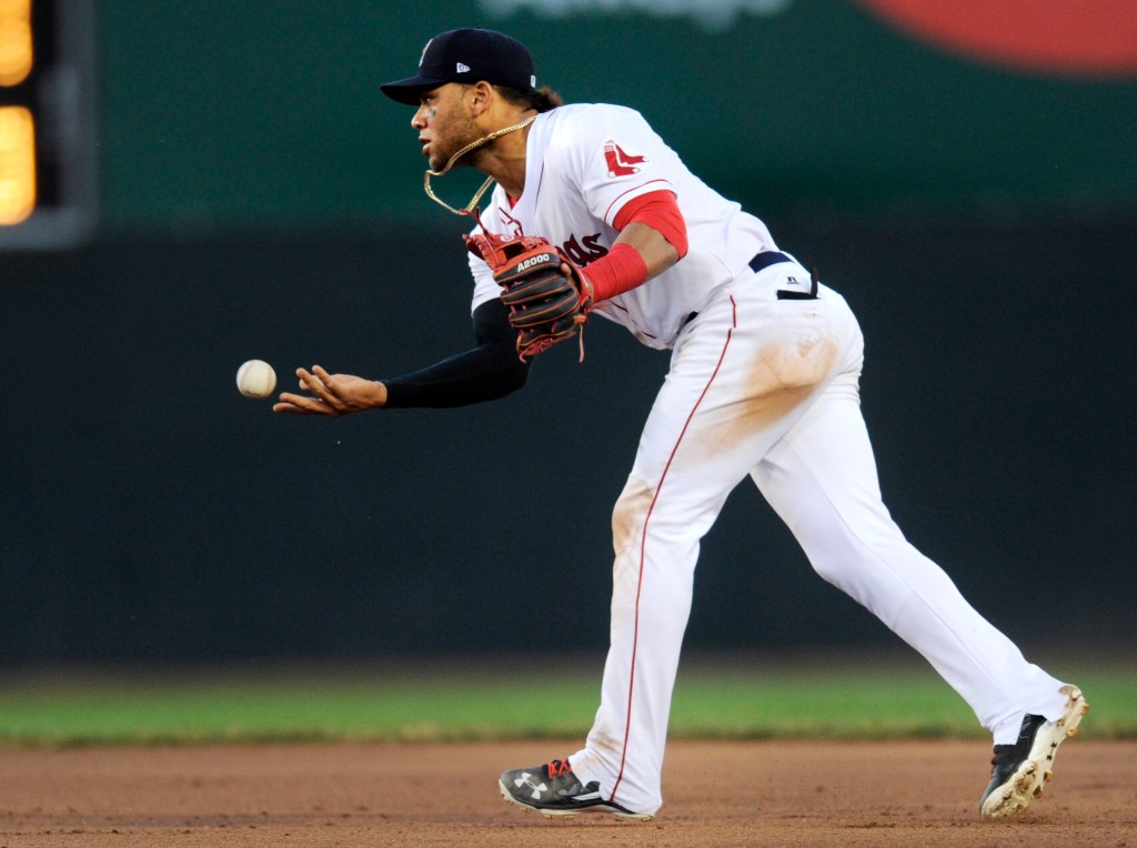 Moncada makes MLB debut, shows off arm 