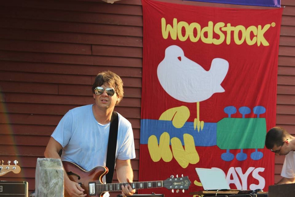 A performer from last years Woodstock Revival and Art Walk.