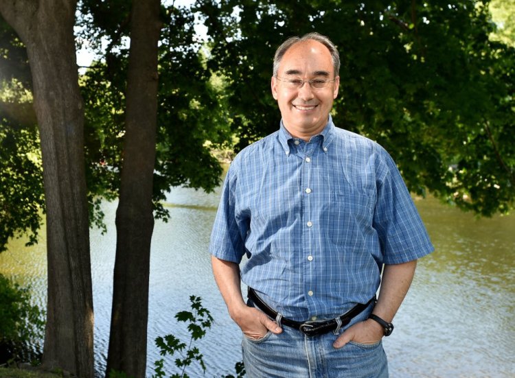 Rep. Bruce Poliquin has yet to give his stance on Republican presidential nominee Donald Trump. A day after Susan Collins said in a Washington Post editorial piece that she would not be voting for Trump, a Poliquin spokesman again refused to answer questions about Trump.