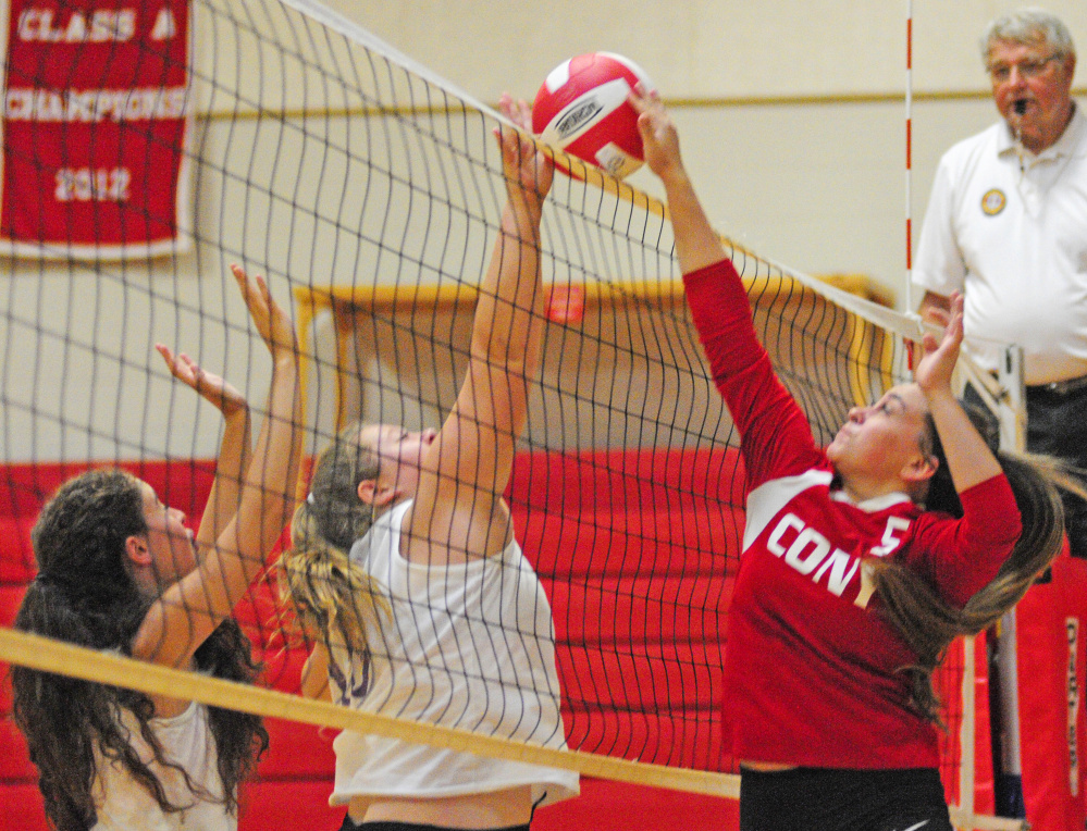 Gardiner's Brooke Somes tries to block a shot by Cony's Sarah Caron during a scrimmage last month in Augusta.