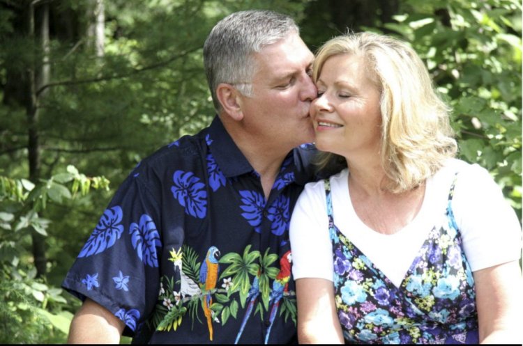 Don and Sandy Cragin were described as inseparable, with a devotion to each other that deepened in the decade after Sandra was diagnosed with Huntington’s disease.