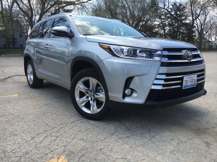 The 2017 Toyota Highlander in Limited trim gets a mid-cycle refresh featuring a broader, taller trapezoid grille and an updated 3.5-liter direct injection V6 engine boosting power and efficiency.  