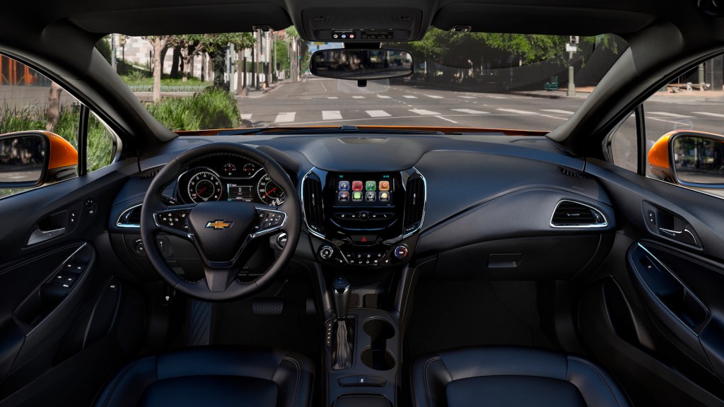 The 2017 Chevrolet Cruze Hatchback offers unexpected segment-exclusive technologies such as 4G LTE and wireless charging and keeps consumers connected through Android Auto and Apple CarPlay. 