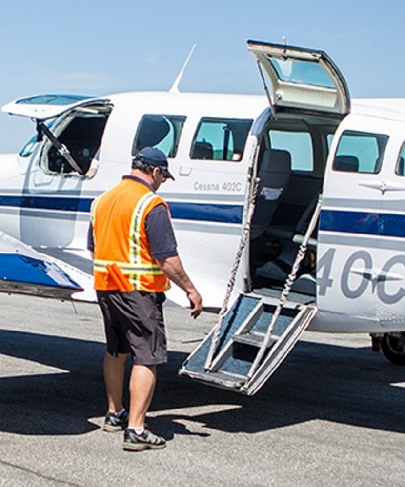 The Cessnas used by Cape Air have boarding doors split into upper and lower halves. The top half malfunctioned on a Cape Air flight Wednesday.
