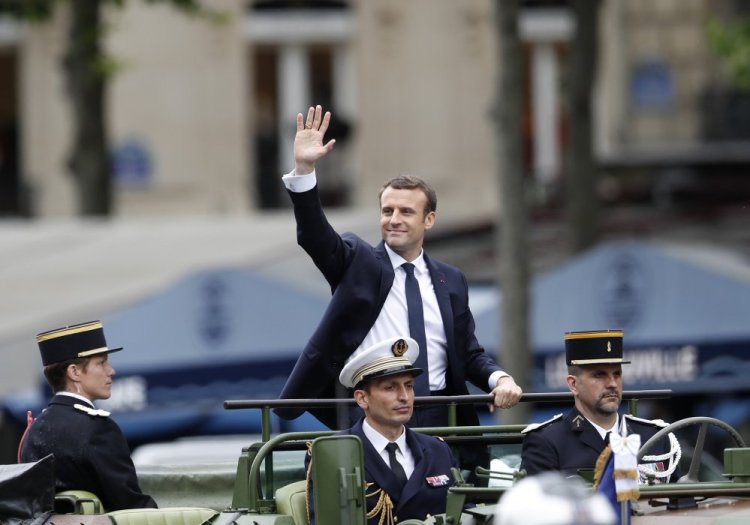 French President Emmanuel Macron plans to transform a tax credit into a lasting reduction in employer contributions and cut the corporate tax rate to boost profits.