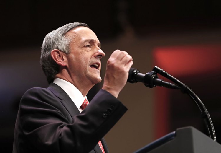 Pastor Robert Jeffress of the First Baptist Dallas Church  introduces President  Trump during the Celebrate Freedom event at the Kennedy Center in Washington on July 1, 2017. "A Christian writer asked me, 'Don't you want the president to embody the Sermon on the Mount?' " he saiys, referring to Jesus' famous sermon. "I said absolutely not."