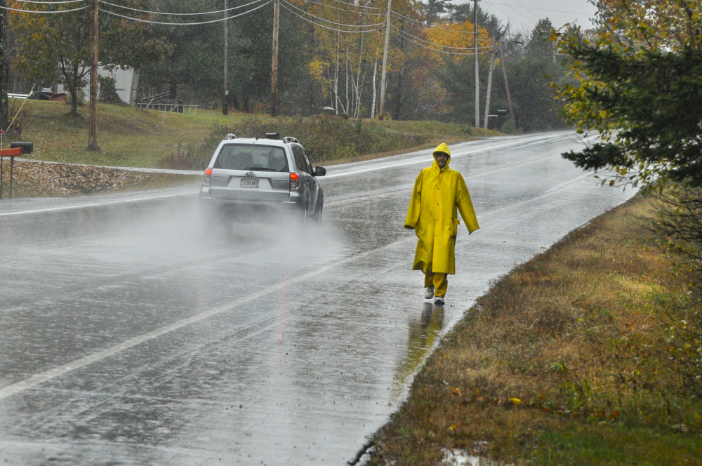 More rain high wind predicted for Sunday night