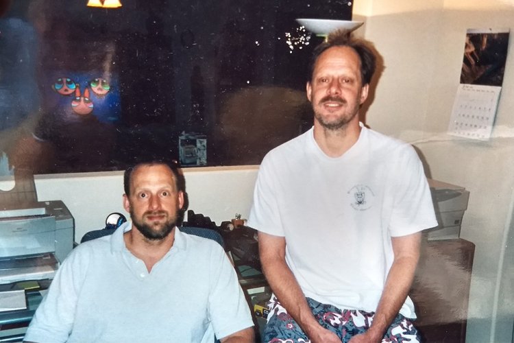 Accused Las Vegas shooter Stephen Paddock, right, is shown with his brother Eric Paddock in a 2002 family photo. 