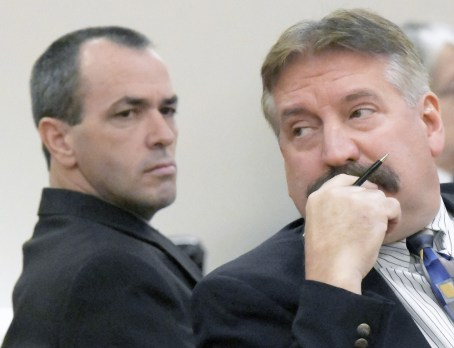 Defense attorney Richard Elliott, right, and Kenneth Hatch, left, during the trial in Lincoln County in 2017.