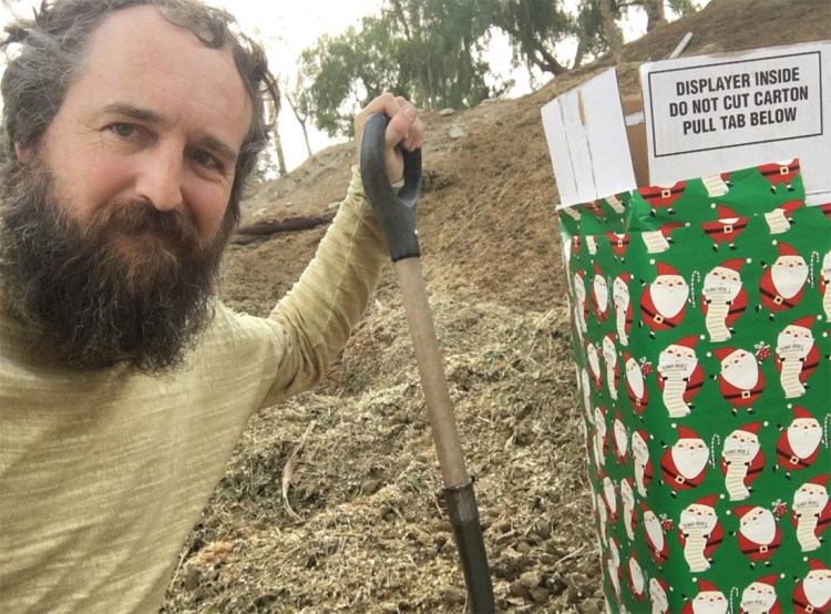 Robbie Strong posted this selfie on Facebook before delivering a boxful of horse manure to the U.S. secretary of the treasury's neighborhood in California.