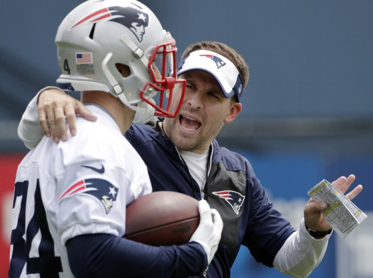 Patriots offensive coordinator Josh McDaniels has a new weapon to work with in running back Rex Burkhead, who signed with New England in the off-season and could take over as the lead running back.
