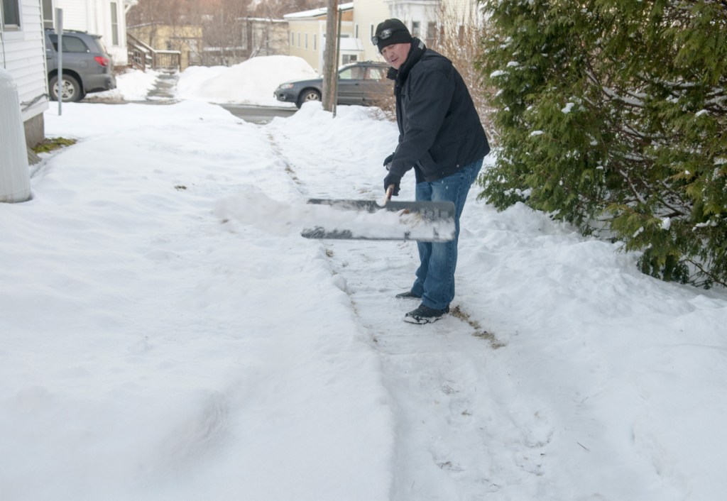 Shoveling snow, building community motivate new volunteer group