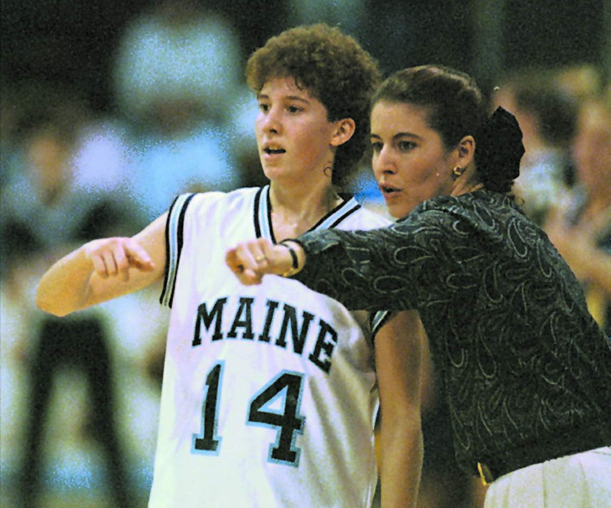 Cindy Blodgett sous le maillot de Maine
