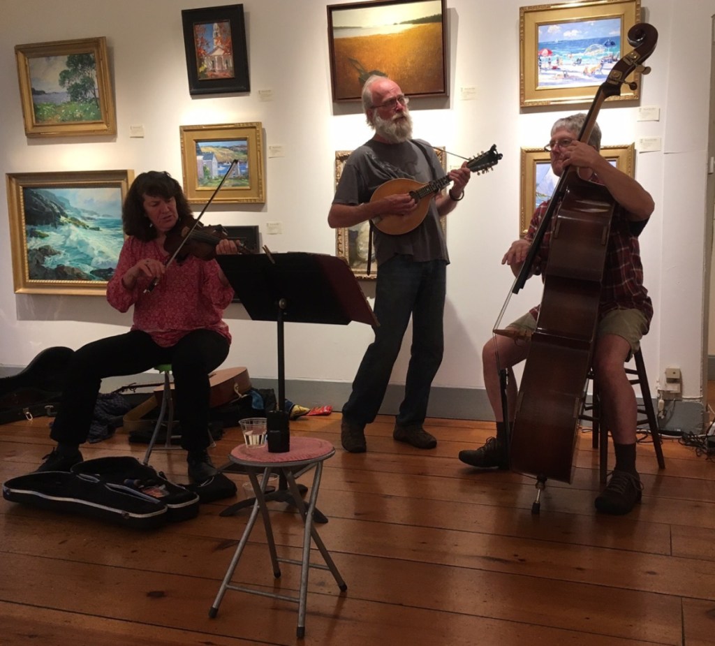 Married with Chitlins will perform at the Wiscasset Art Walk from 5 to 8 p.m. Thursday, Sept. 27, at Wiscasset Bay Gallery on Front Street.