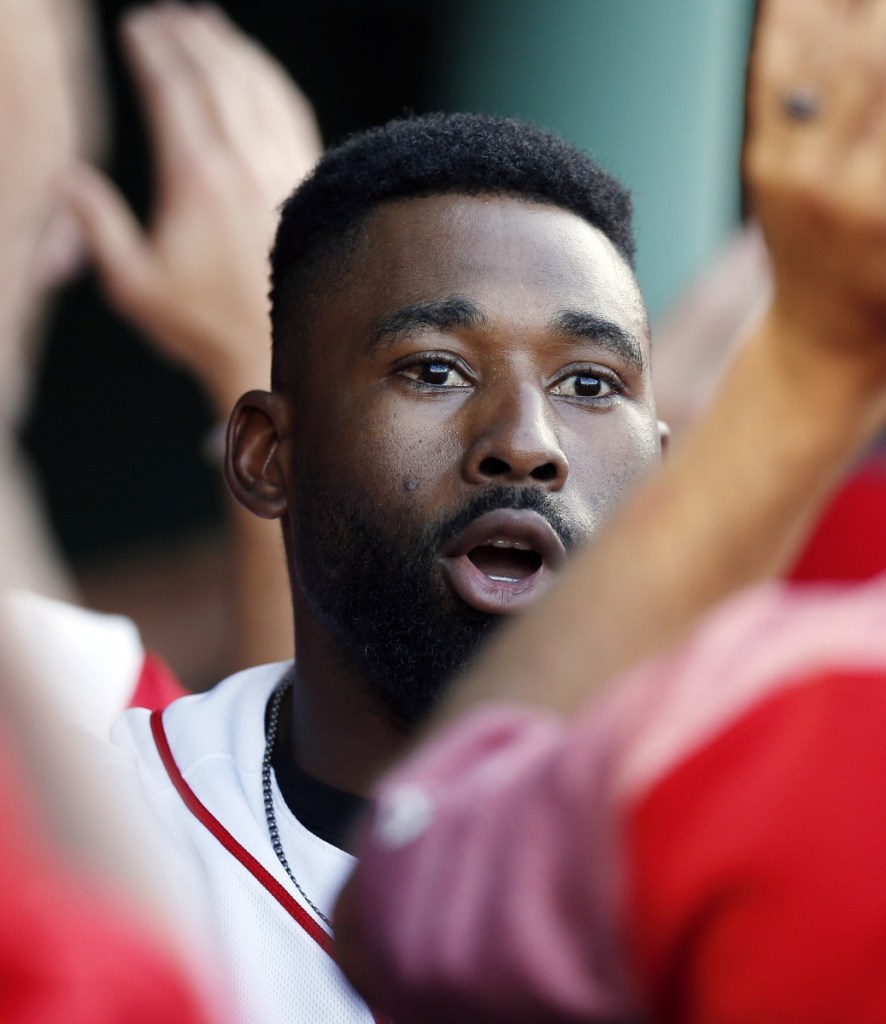 Jackie Bradley Jr. hit a tying two-run double and scored the go-ahead run as Boston rallied to a 5-3 win Saturday over the Mets. Story, B4