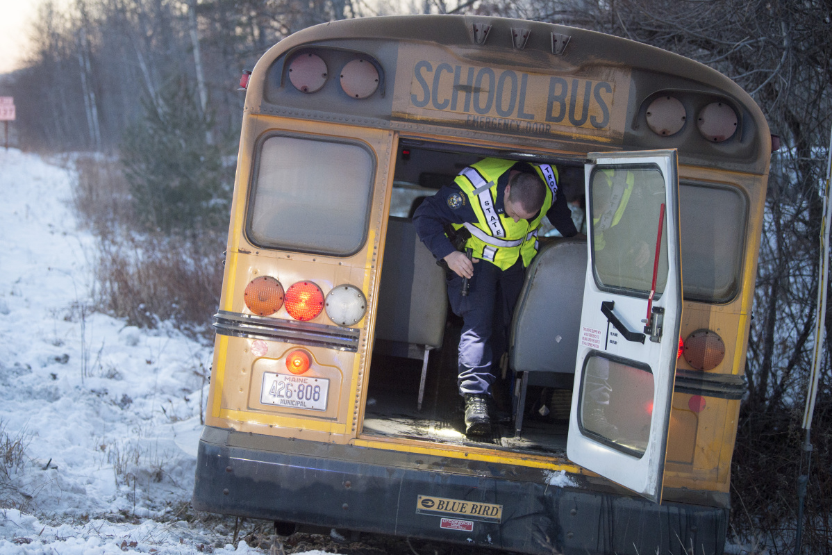 Gallery School bus accident in Winslow gives parents a scare