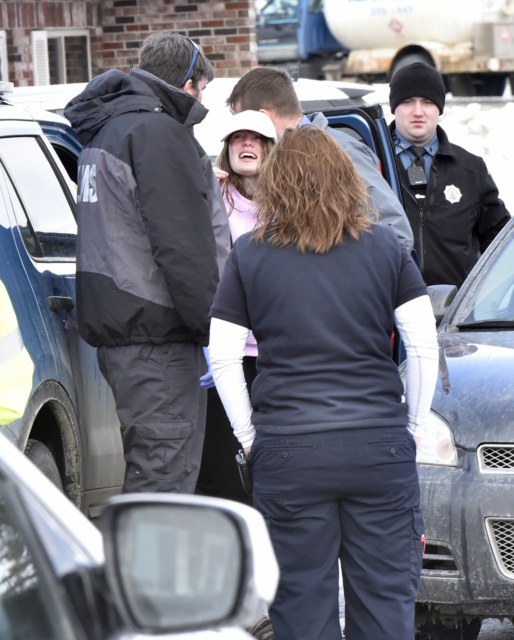 Officials investigate dead body found in Palmyra motel