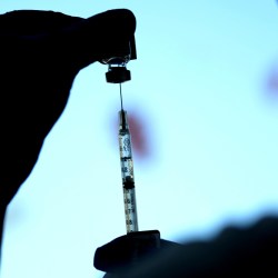Virus Outbreak-Vaccines-Omicron